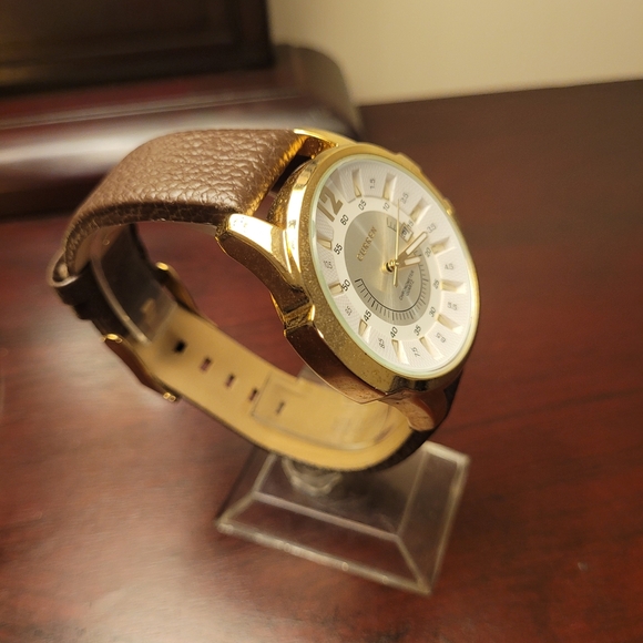 New White Gold Men’s Curren Fashion Watch - Picture 3 of 3